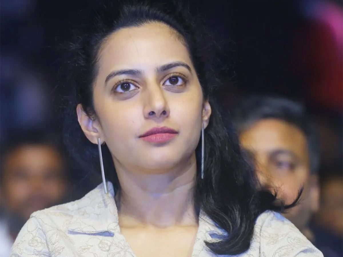 Tejaswini Nandamuri debut rumours