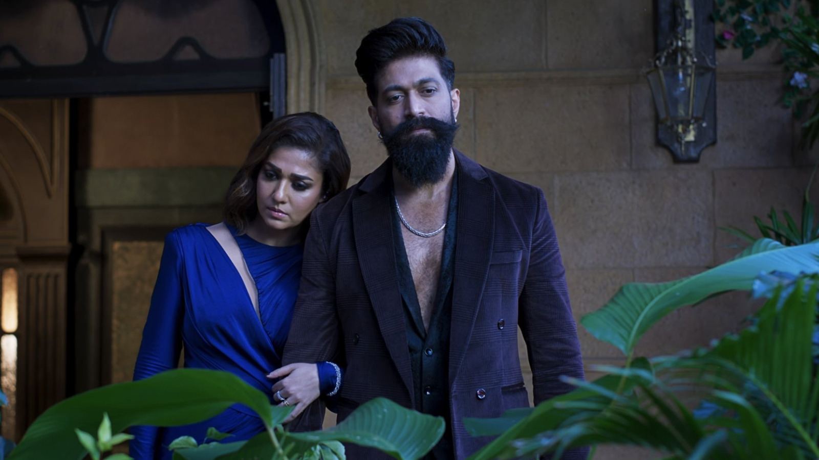 Yash and Tara Sutaria in Toxic song