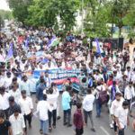 వైసీపీ నిరసనలు….సీజేపీ నే ఆదర్శమా.?
