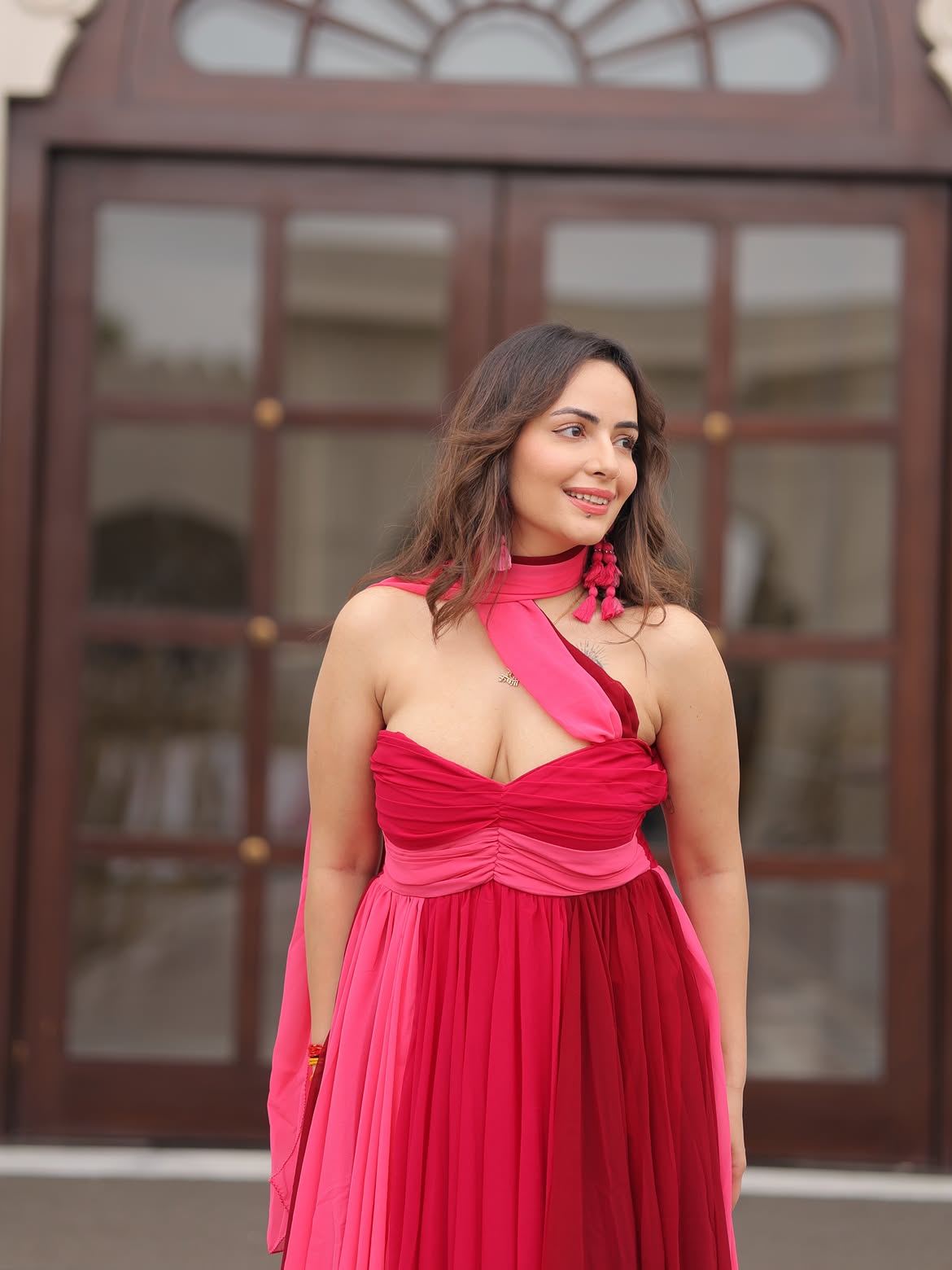 Aanchal Munjal Flaunts Bold Pink Silhouette Now!