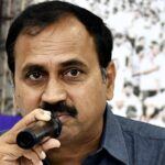 పాపం ఆళ్ళ.. అధినేత కళ్ళలో ఆనందం చూద్దామనుకుంటే…