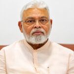 రెండు స్టంట్లు వేశారు.. పరామర్శకు ఎవరూ రావొద్దు!