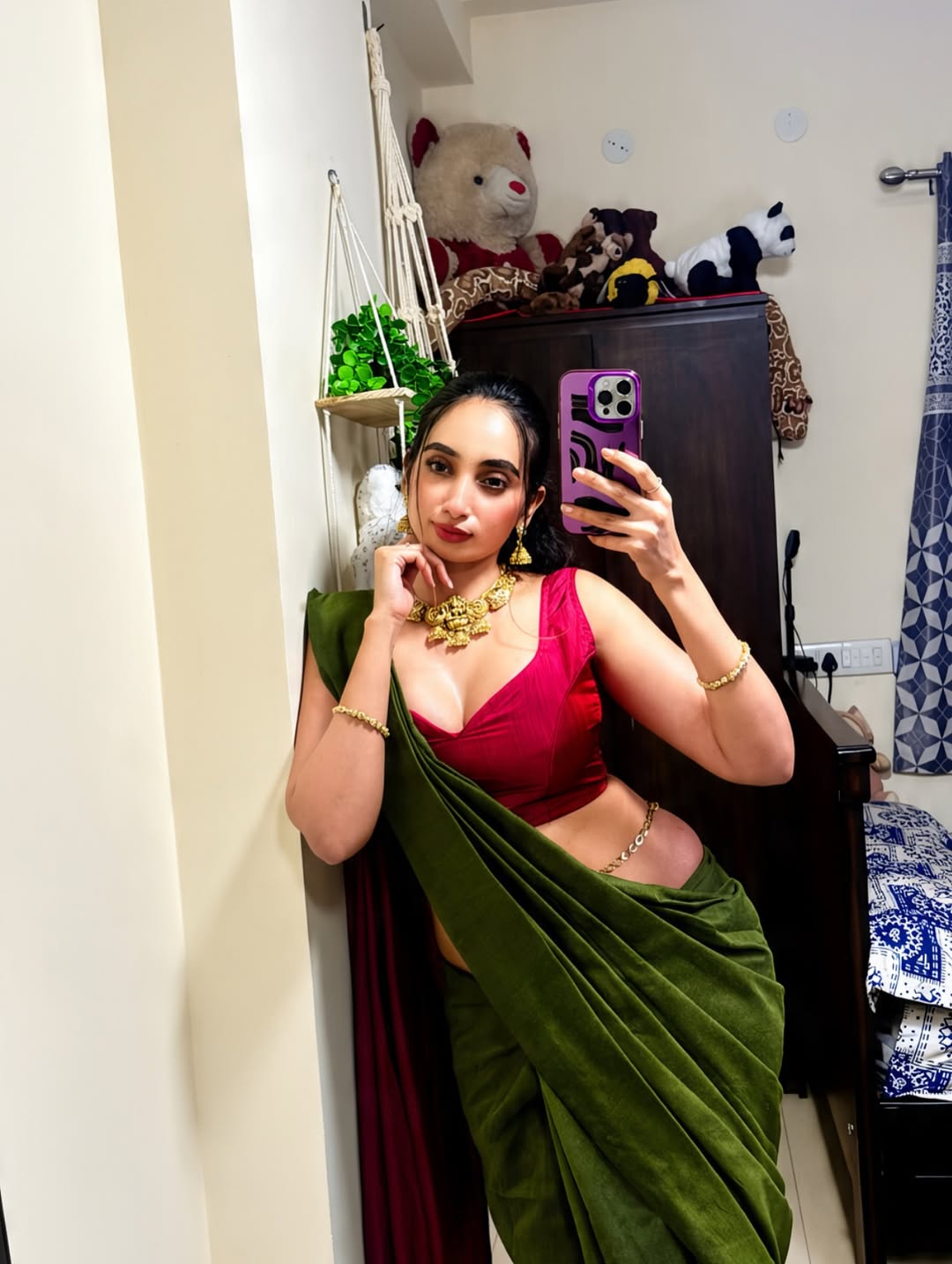 Aparna Reddy In Olive Saree Mirror Style Pose Look