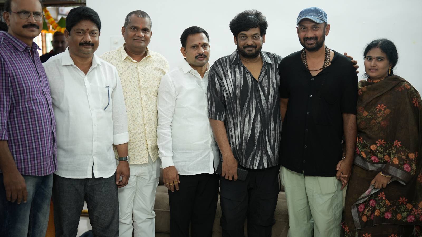 Chakkora Title Motion Poster Puri Jagannadh