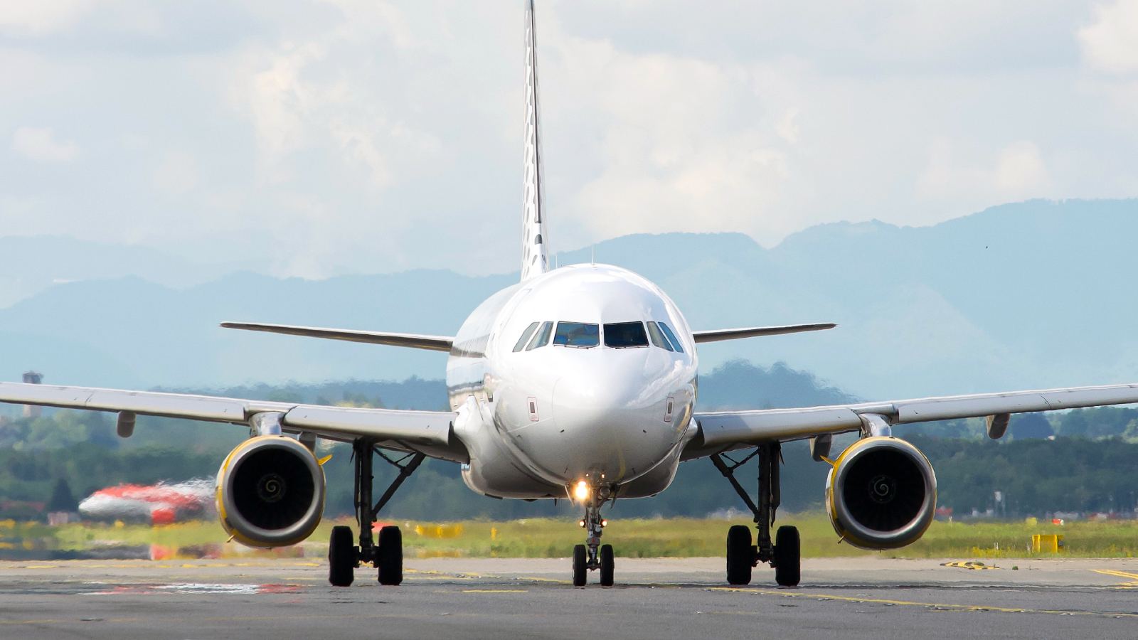 Gannavaram to Kashi direct flights