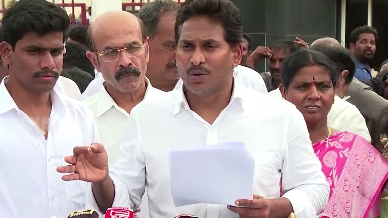 Jagan Kurnool jail visit