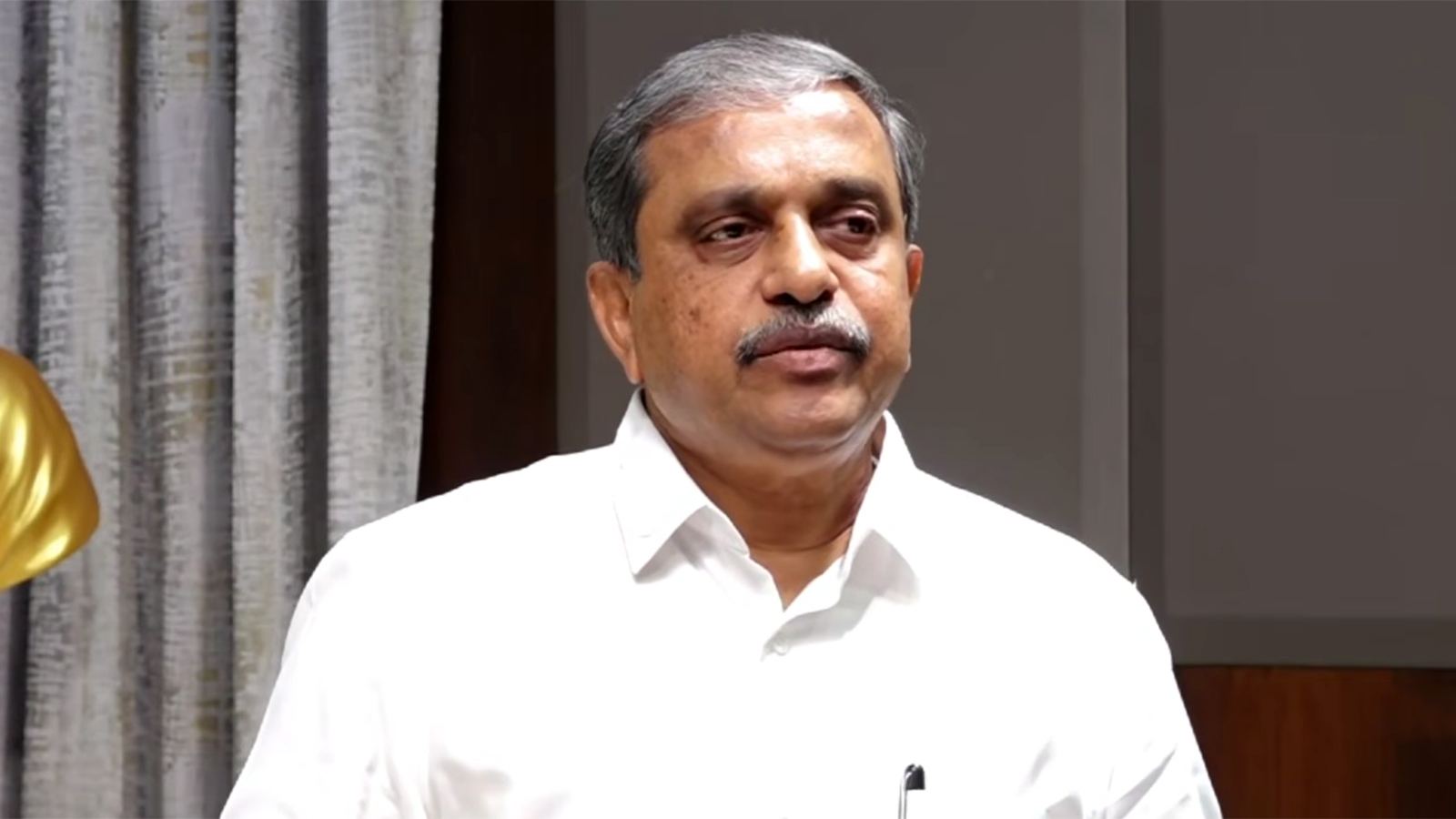 Sajjala speaks on Jagan's leadership