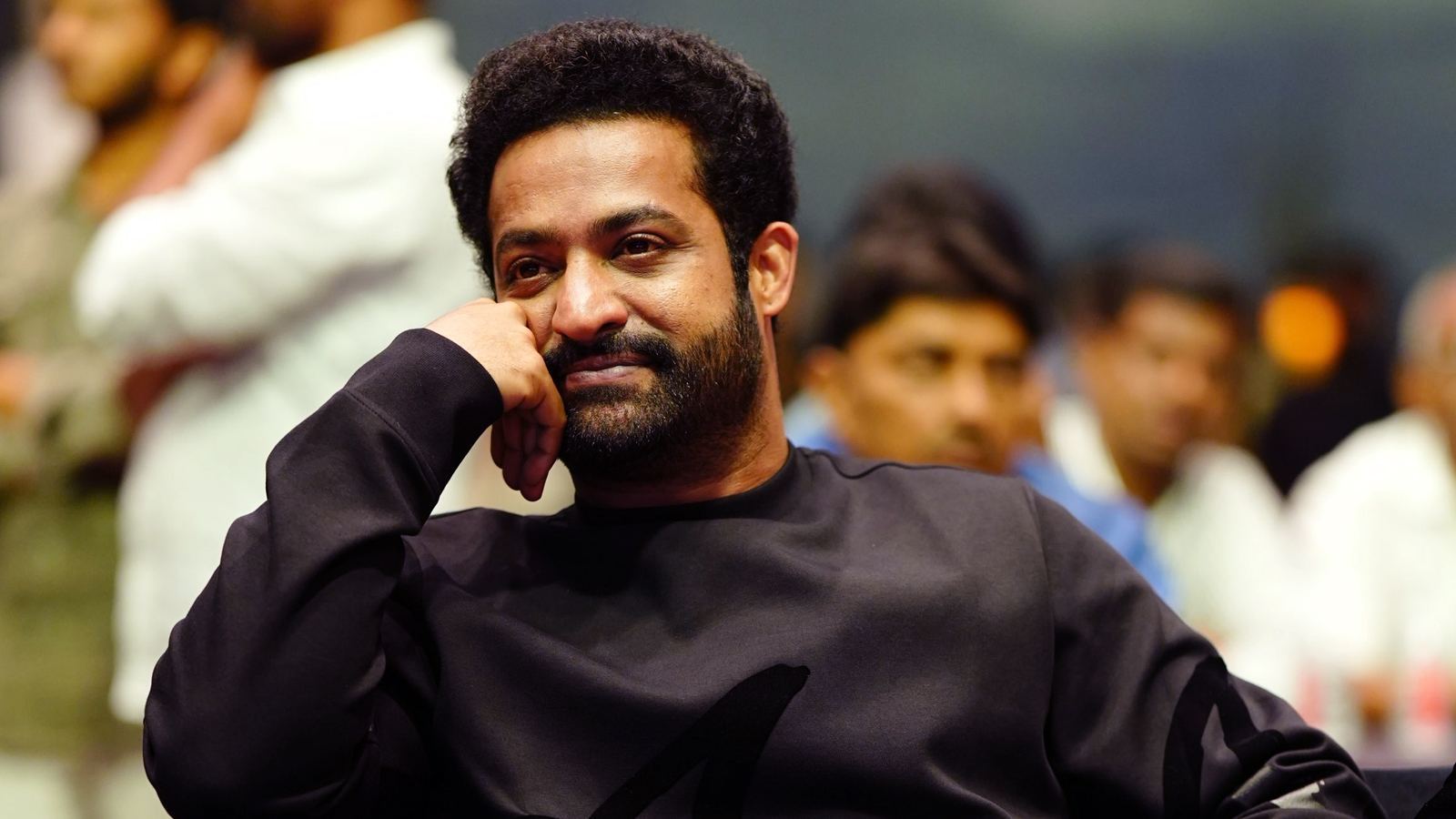 Jr NTR arrives for shoulder surgery