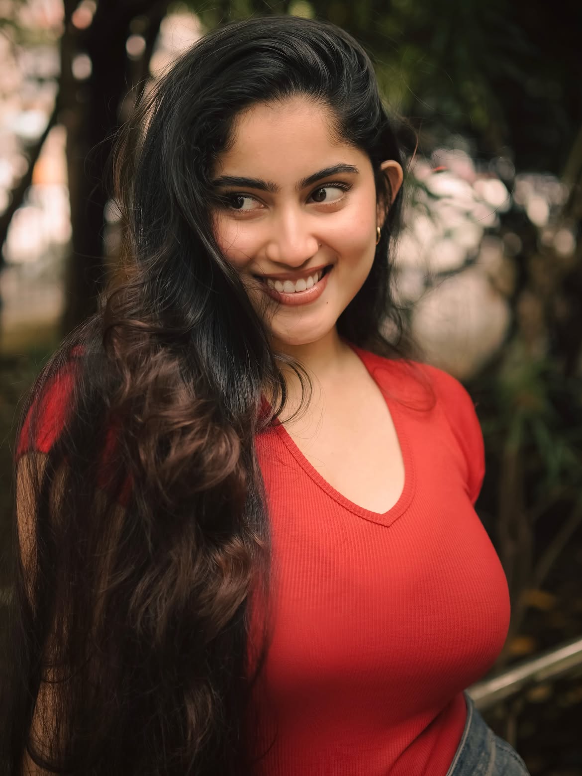 Kaavya Vurity Shows Confident Casual Chic Look