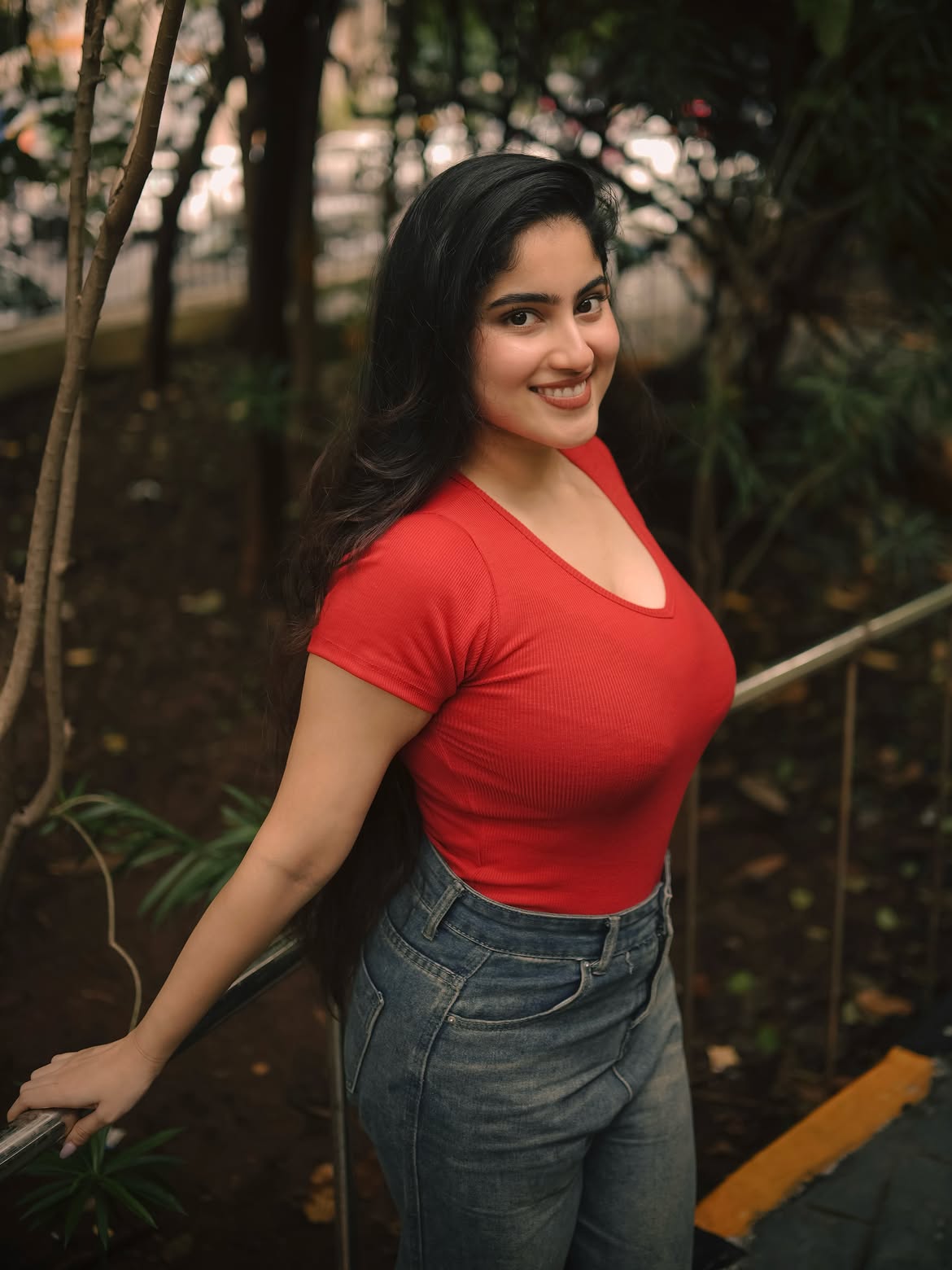 Kaavya Vurity Rocks Red Top With Denim Style