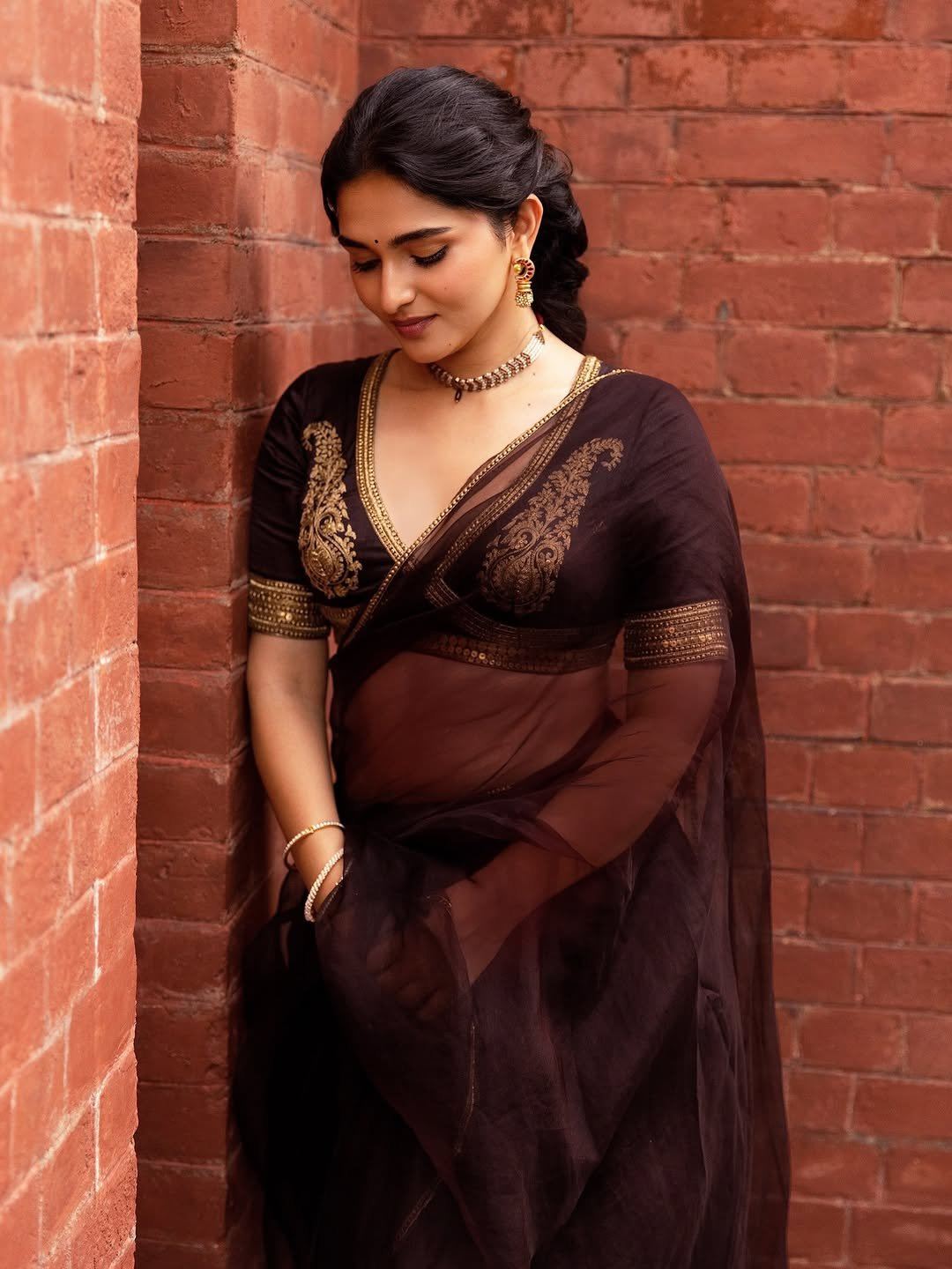 Kayadu Lohar Graceful Smile In Ethnic Glam Style