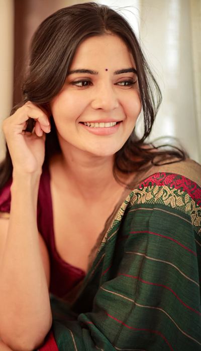 Madhuri Jain Poses With Classic Indian Elegance