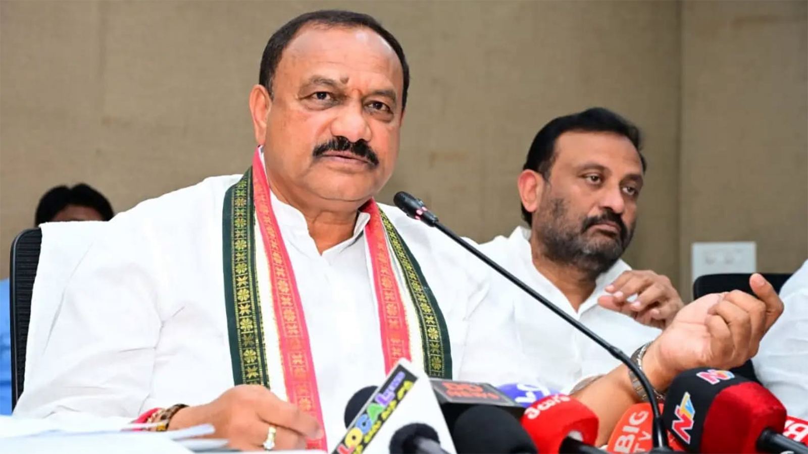 Mahesh Goud Comments on Harish Rao