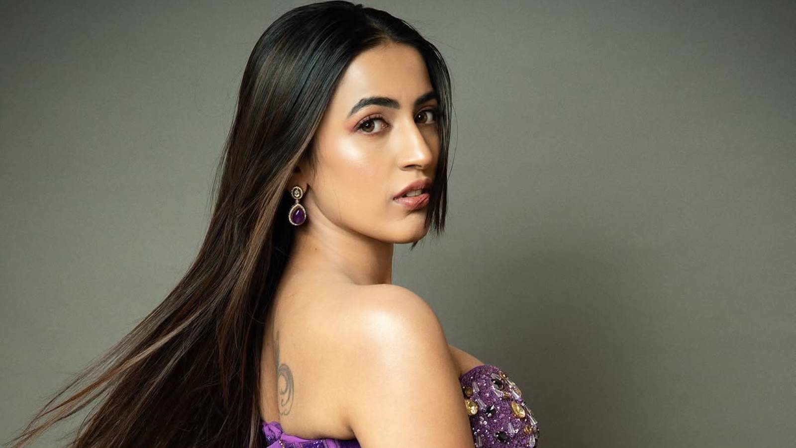 niharika-konidela-viral-clip-at-dance-show