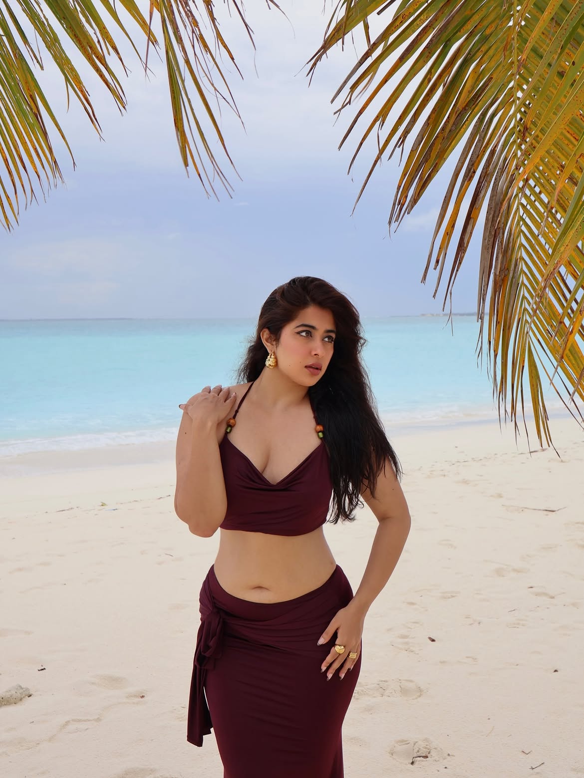 Nikita Sharma In Chic Beach Resort Style Look