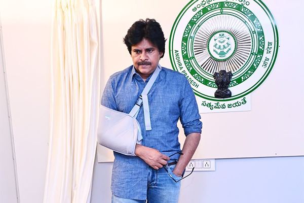 Pawan Kalyan's clean-shaven look goes viral