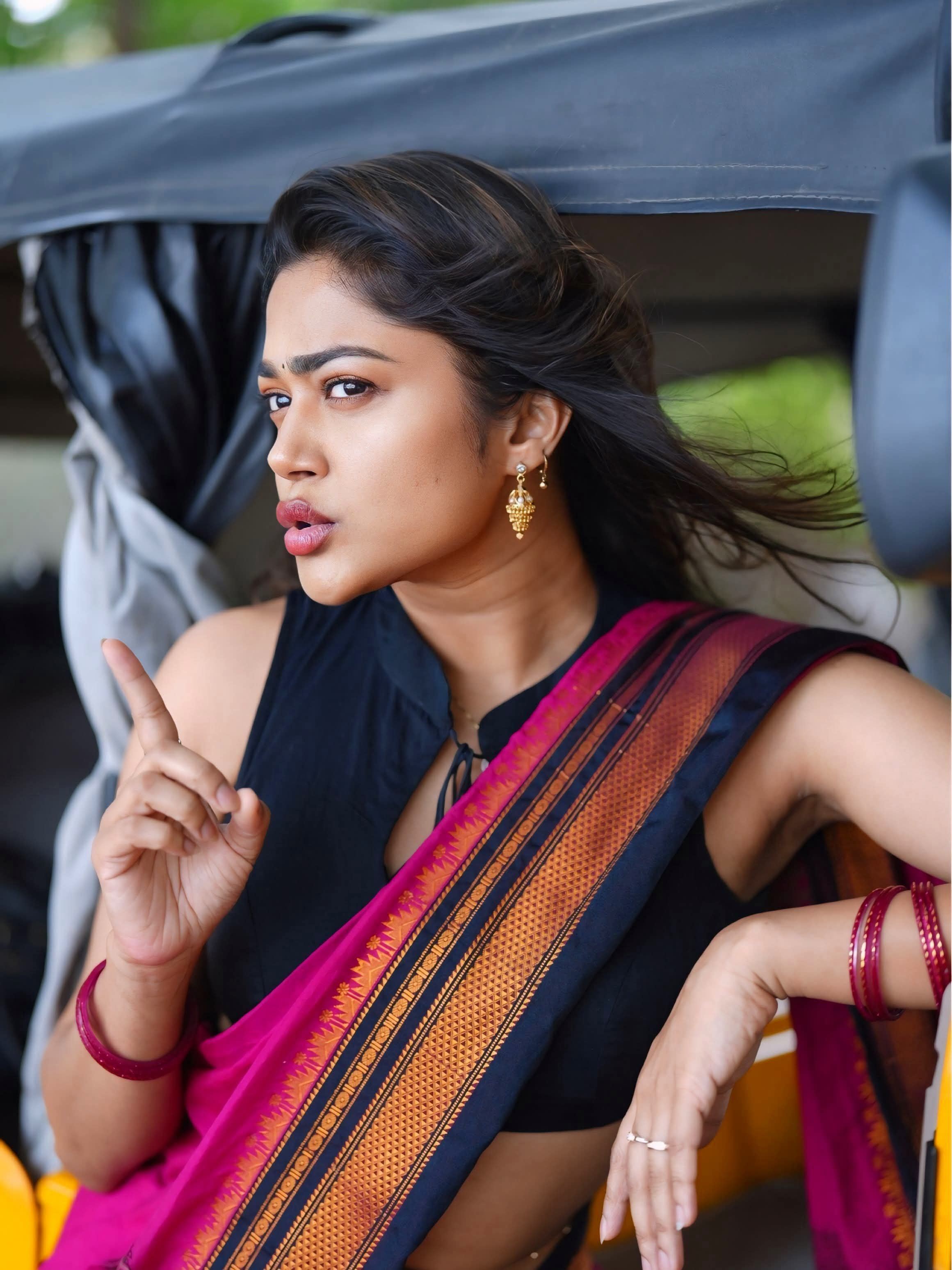 Payal Radhakrishna In Pink Saree With Bold Pose!