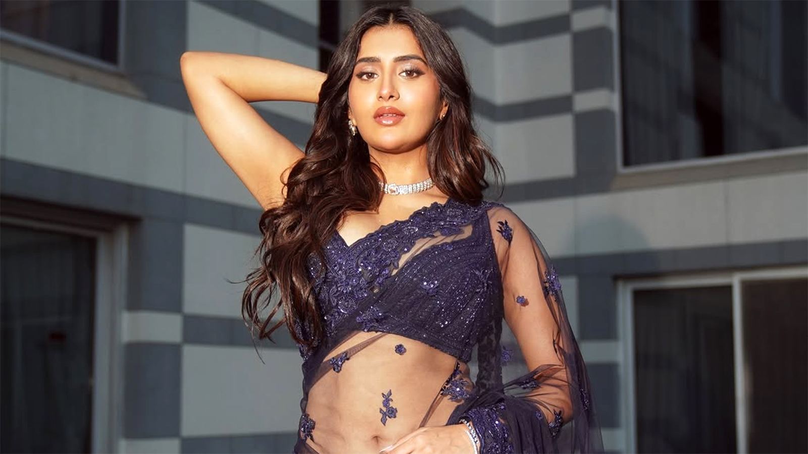 Rashi Singh on Instagram subscriptions