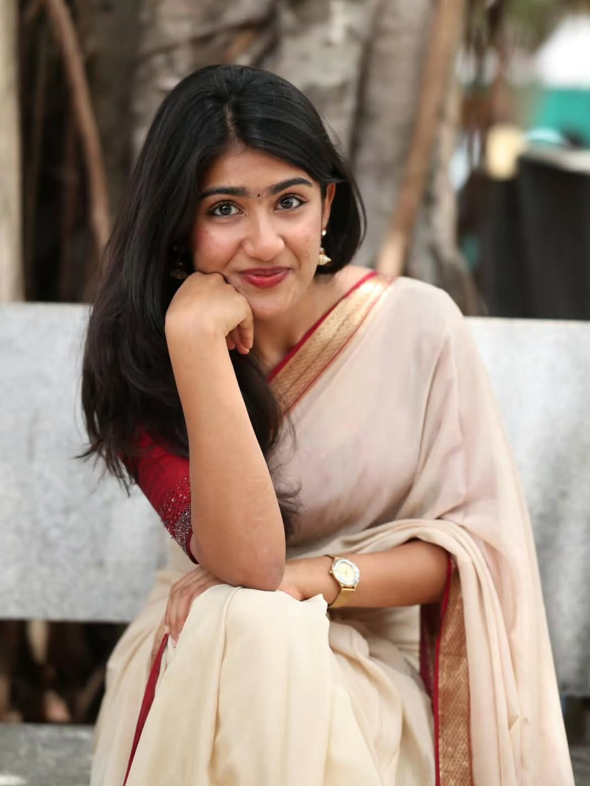 Riya Shibu Graceful Outdoor Ethnic Fashion Look