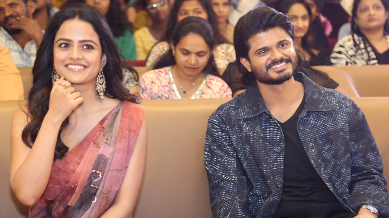 Vaishnavi Blushes for “Bavagaru”, Anand Gives Clarity