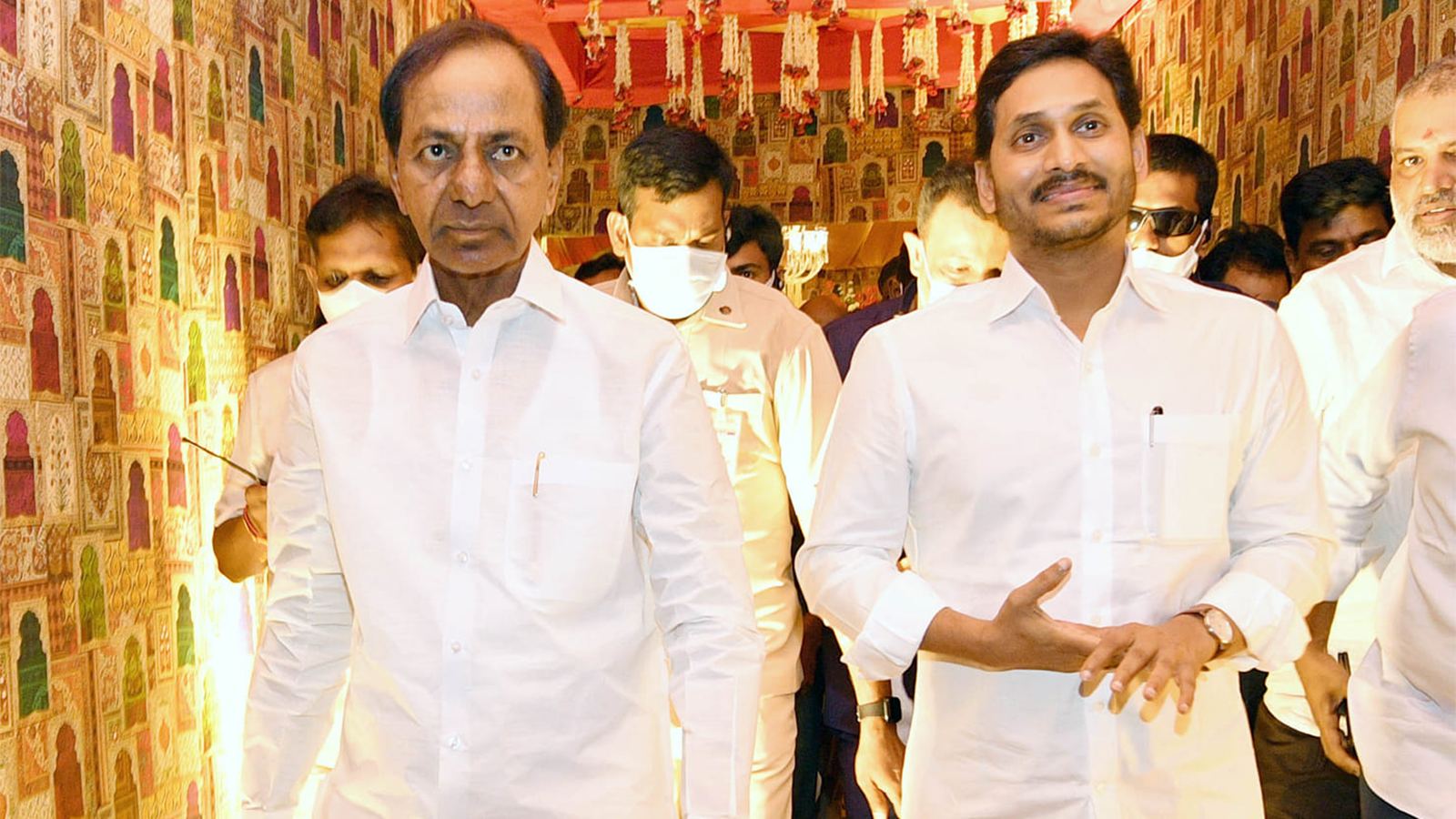 సీఎం హోదాలోనే అసెంబ్లీ కి...