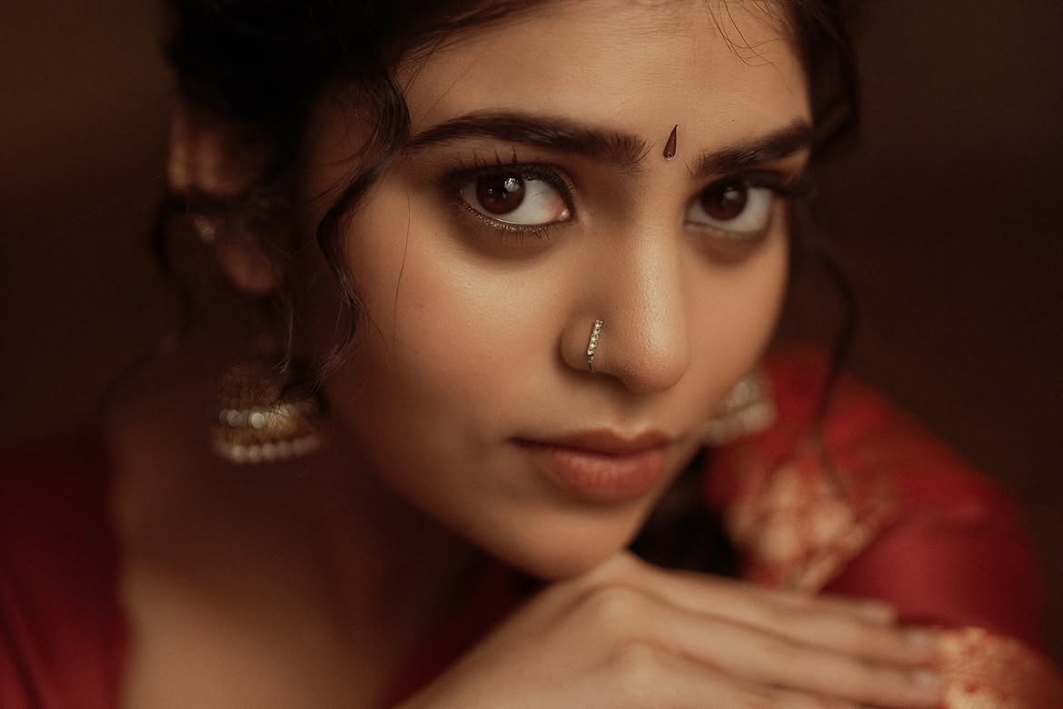 Bandhavi Sridhar Shows A Striking Close Up Look
