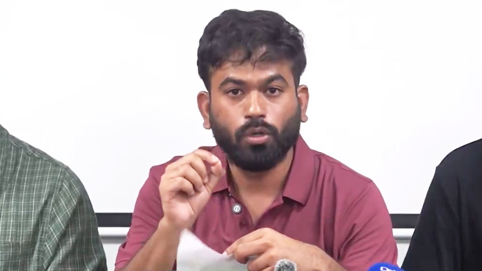 Gandhi Jayanthi Shock To Govt: Cockroaches Back?