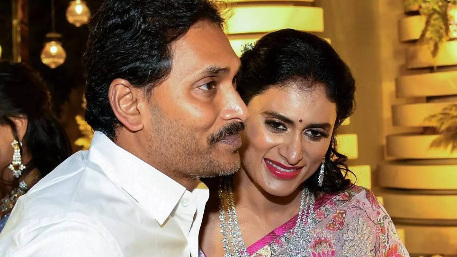 Will Sharmila Invite Jagan To Wedding This Time?