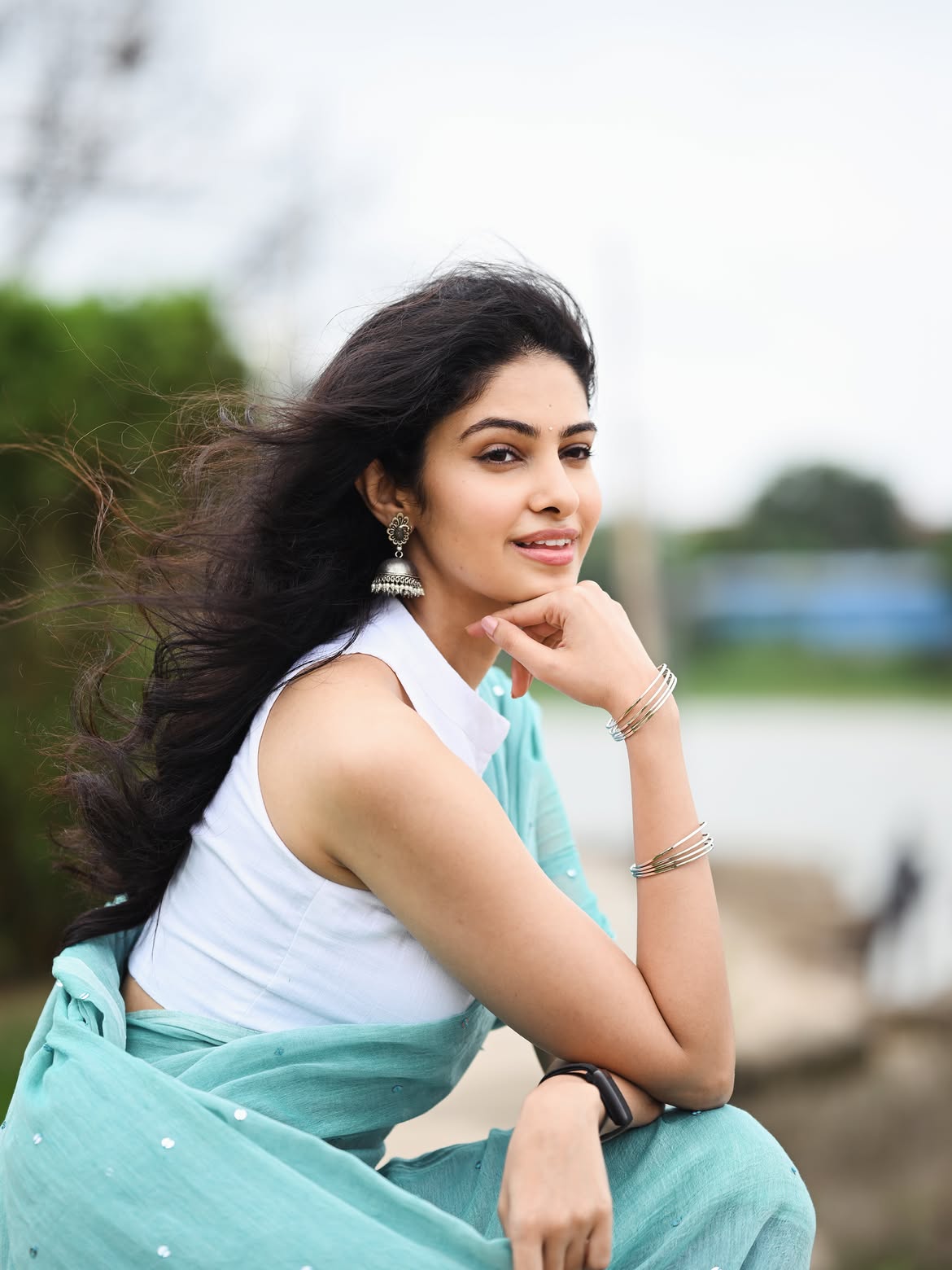 Manasa Varanasi Rocks A White Sleeveless Blouse.