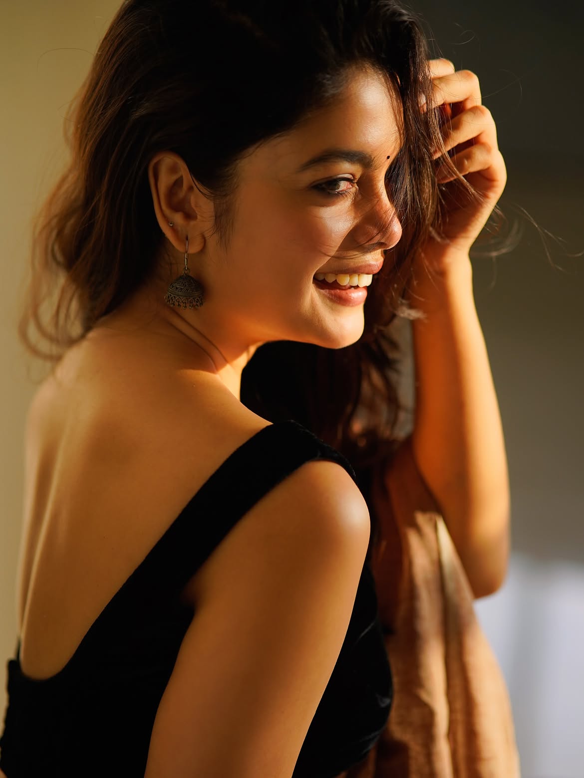 Moumita Flashes Her Playful Smile At The Cameras