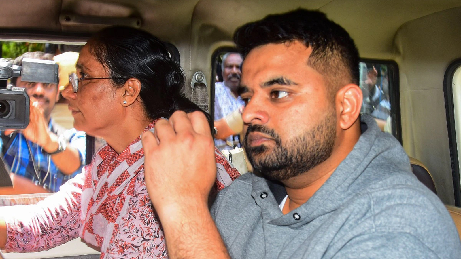 Prajwal Revanna jail phone case probe