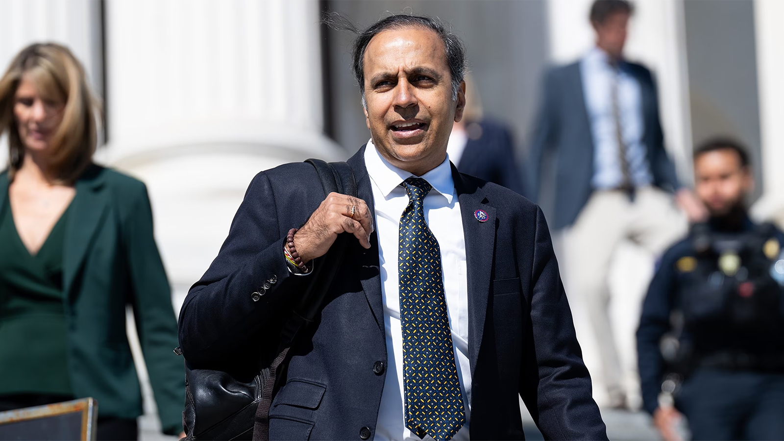 Who is Raja Krishnamoorthi? Indian Origin Congressman for NRIs