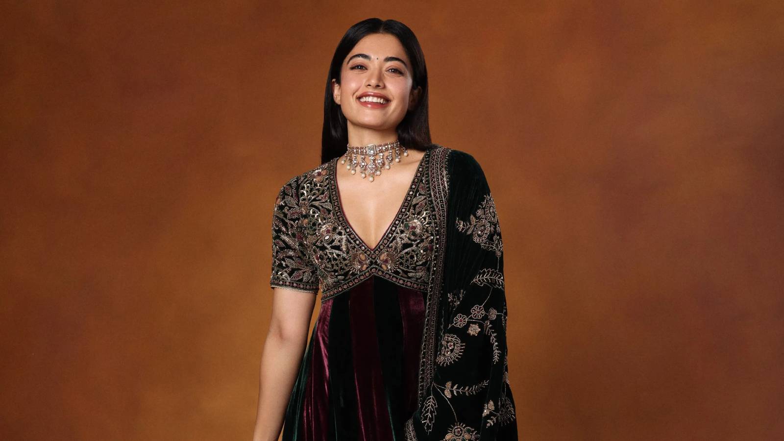 Rashmika Mandanna tops popular heroines ranking