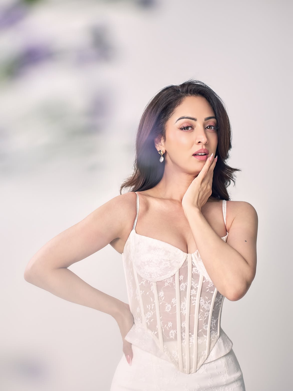 Sandeepa Dhar Strikes A Dreamy White Lace Pose!!