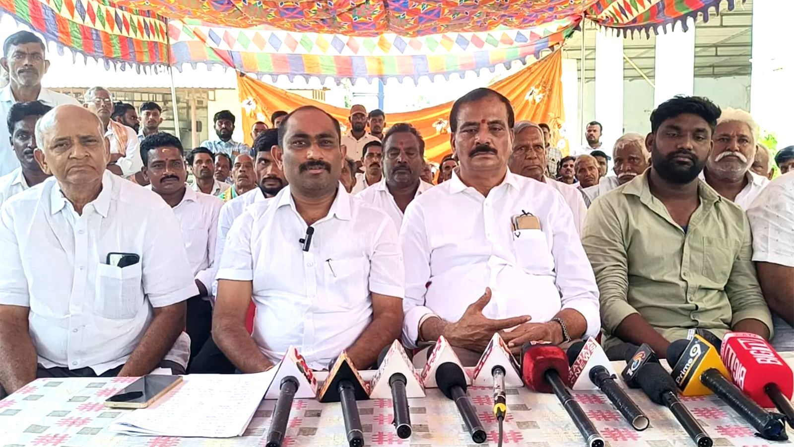 YSRCP leaders resign in Vizianagaram