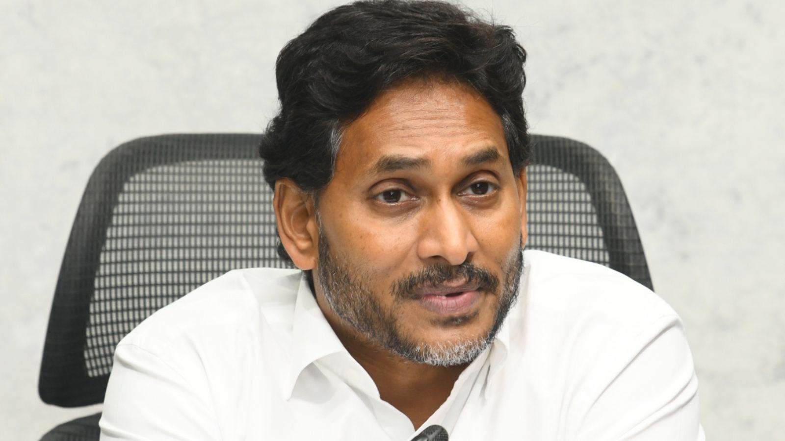 జగన్ లేఖని కేంద్రం డీకోడ్ చేసి చూస్తుందో లేదో?