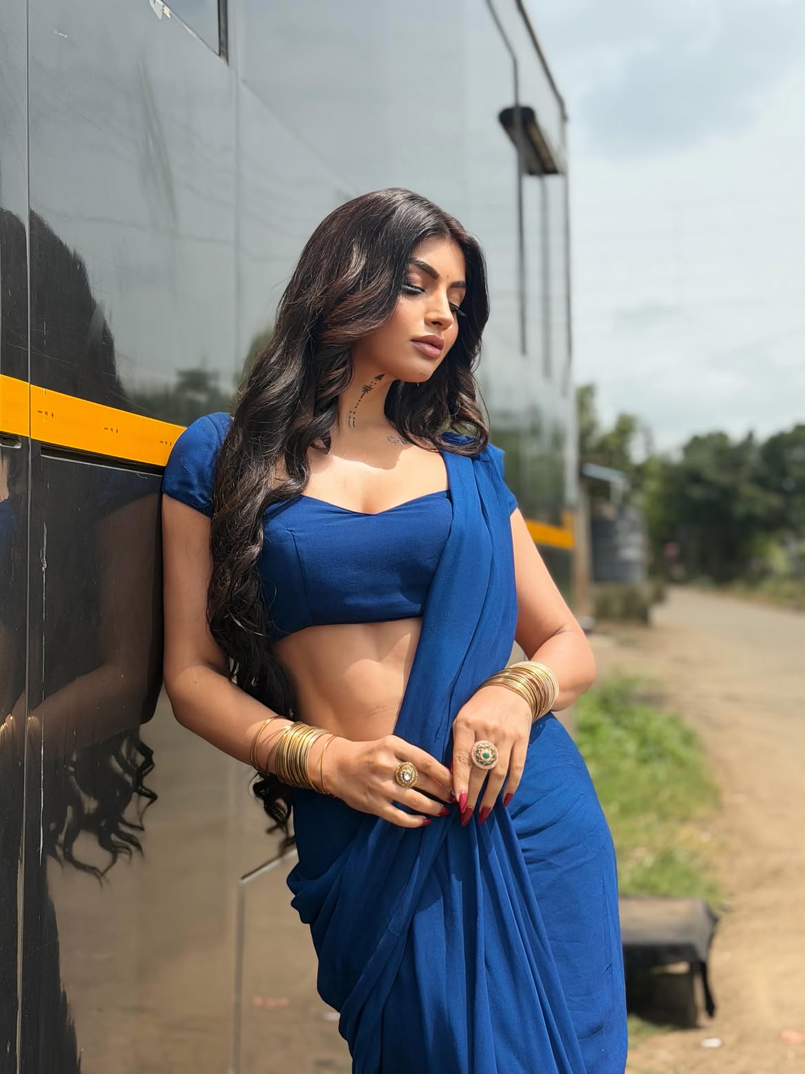 Akanksha Puri Shows Off Her Stacked Gold Bangles