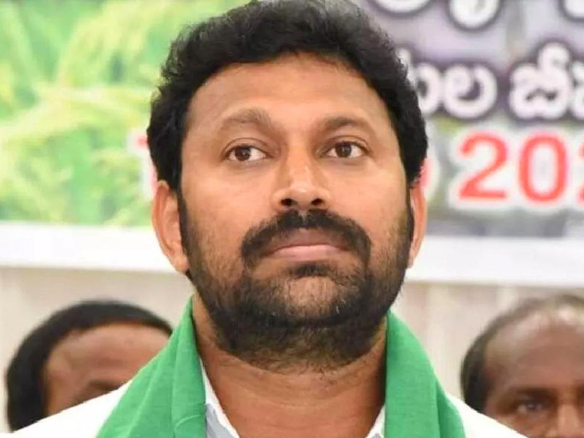 Avinash Reddy ED summons in Viveka murder case