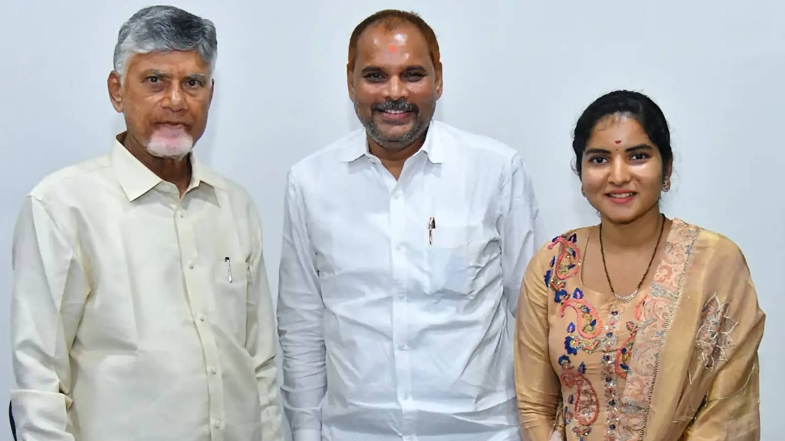 చిన్న శ్రీనుకు పెద్ద బాధ్యత.. అరకు పార్లమెంట్