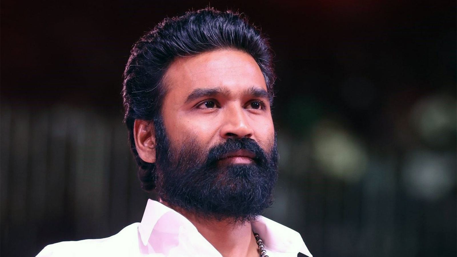 Dhanush political entry and Vijay fans debate