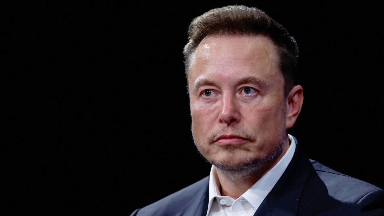 Elon Musk Targets Mukesh Ambani Over Starlink India Delay Copy
