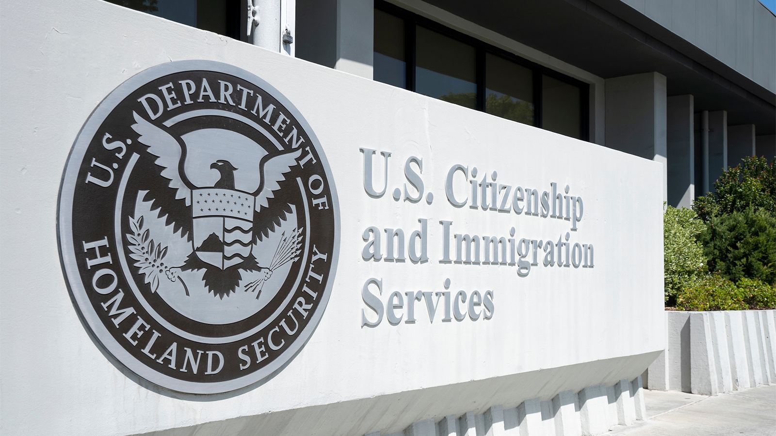 H-4 EAD Update: USCIS Removes Automatic Extension