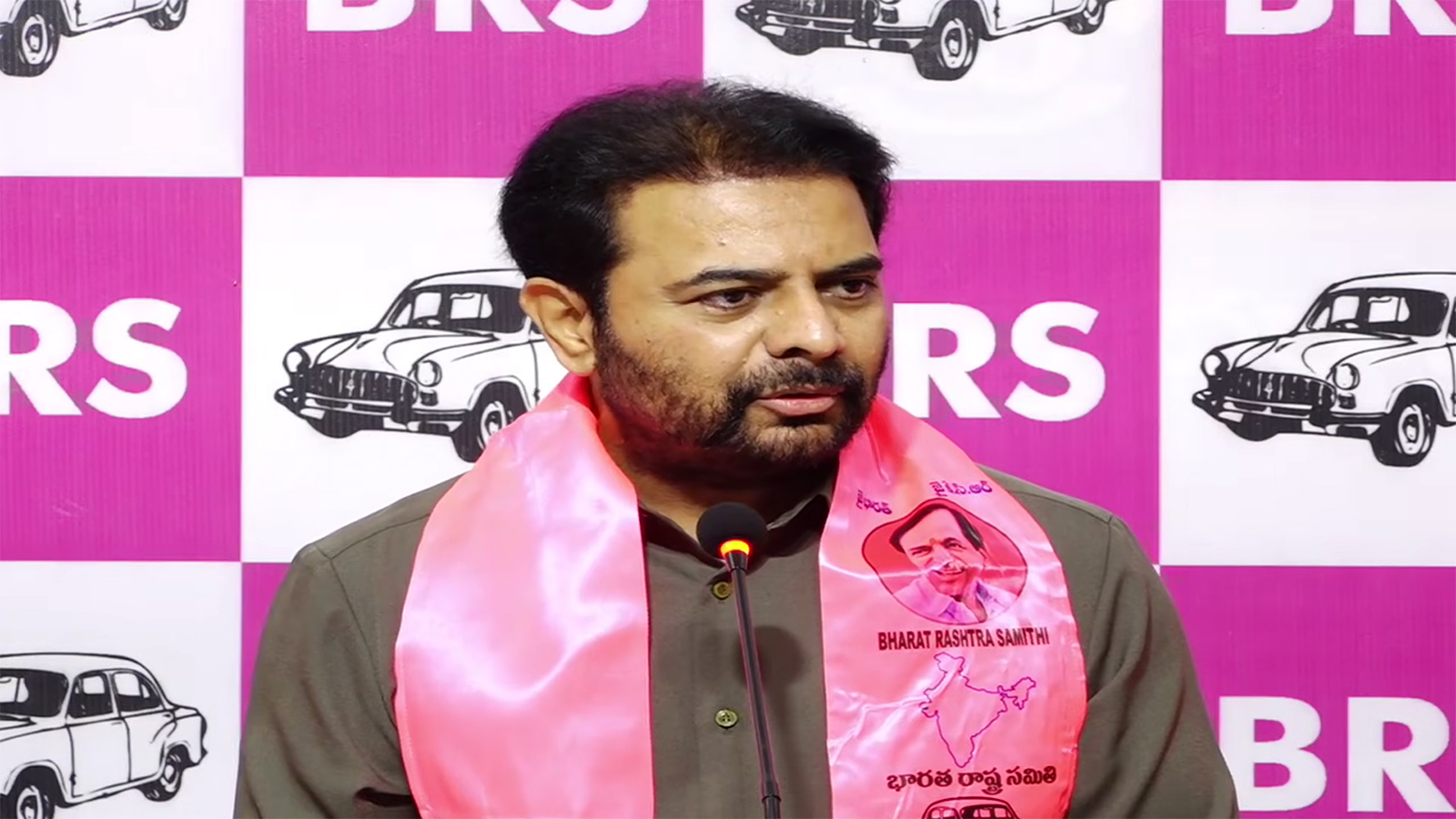 KTR Praises Chandrababu on Water Management