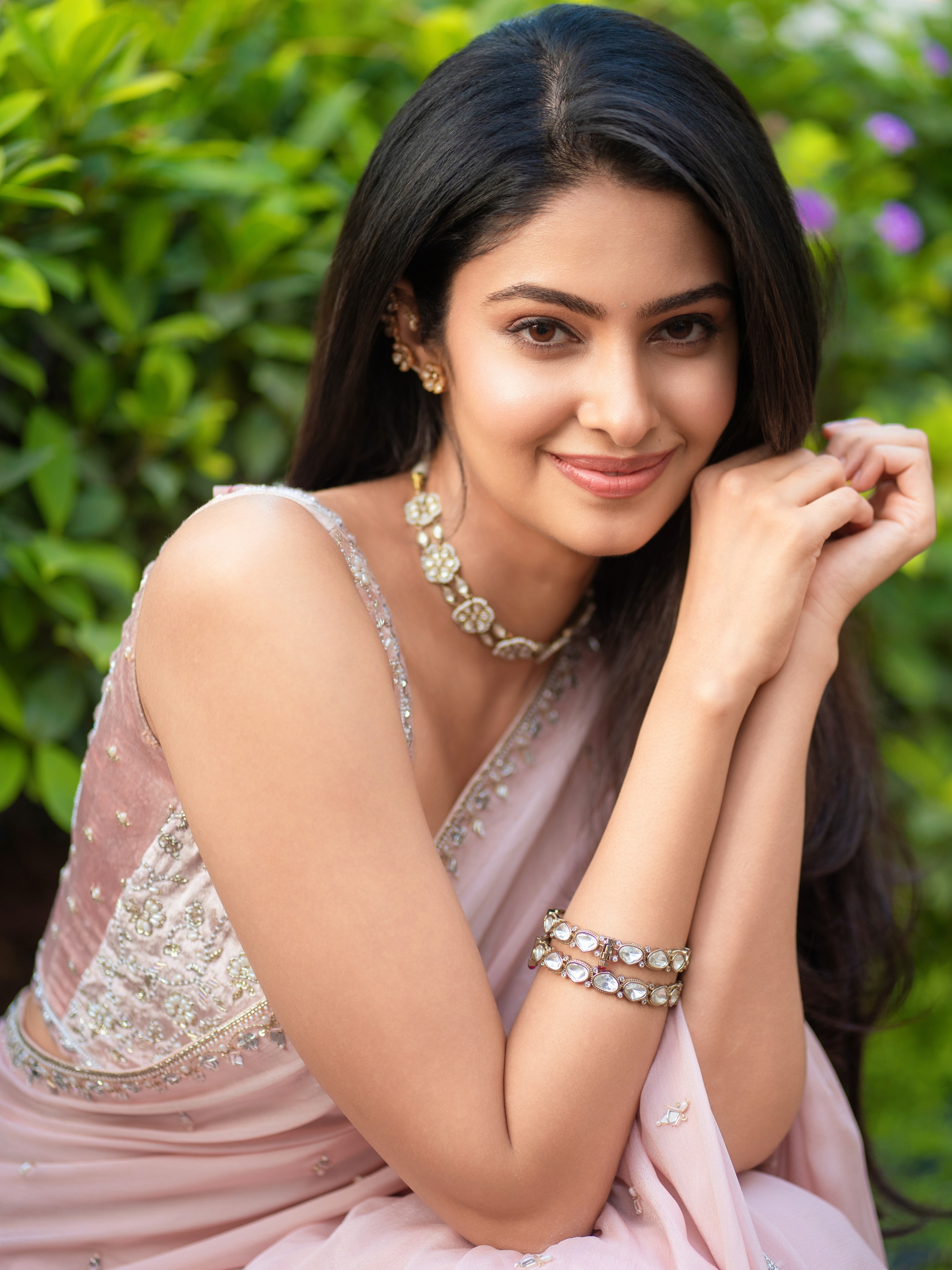 Manasa Varanasi Wears A Delicate Choker Necklace