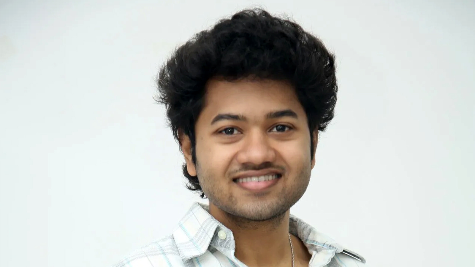 Mouli and Pradeep Ranganathan film comparison