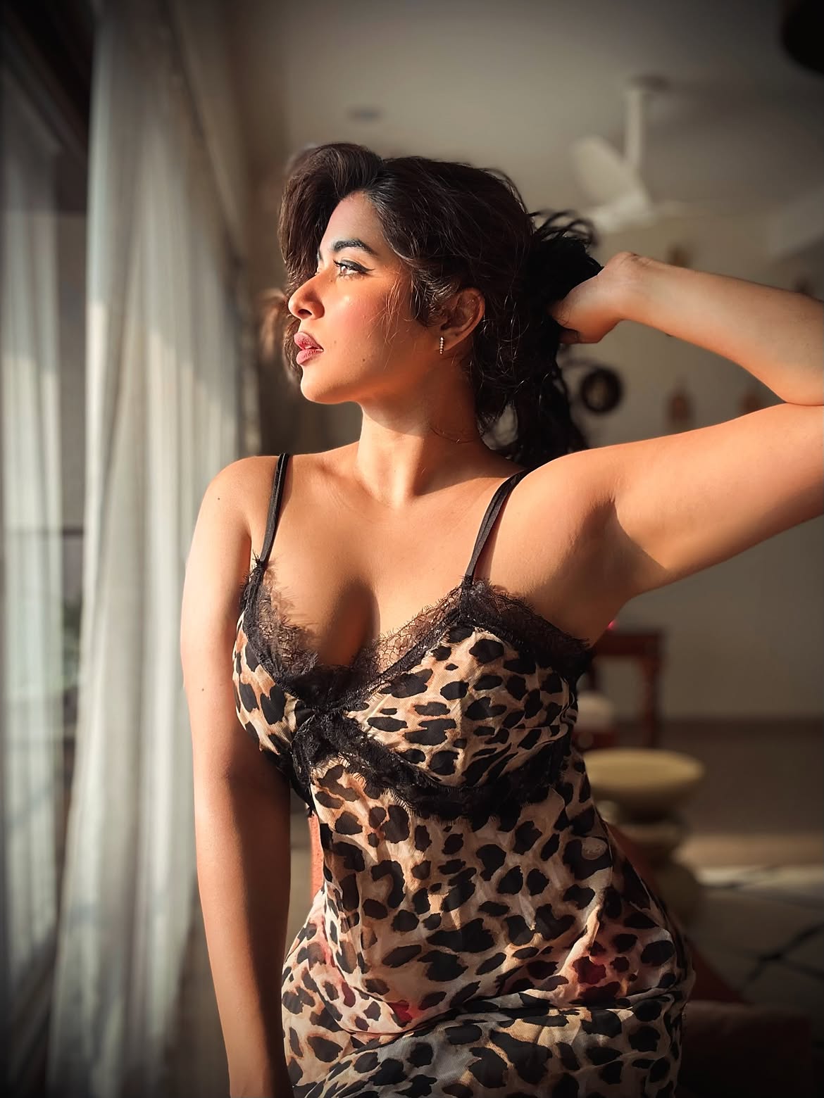 Nikita Sharma Shows Her Sunlit Leopard Print Look