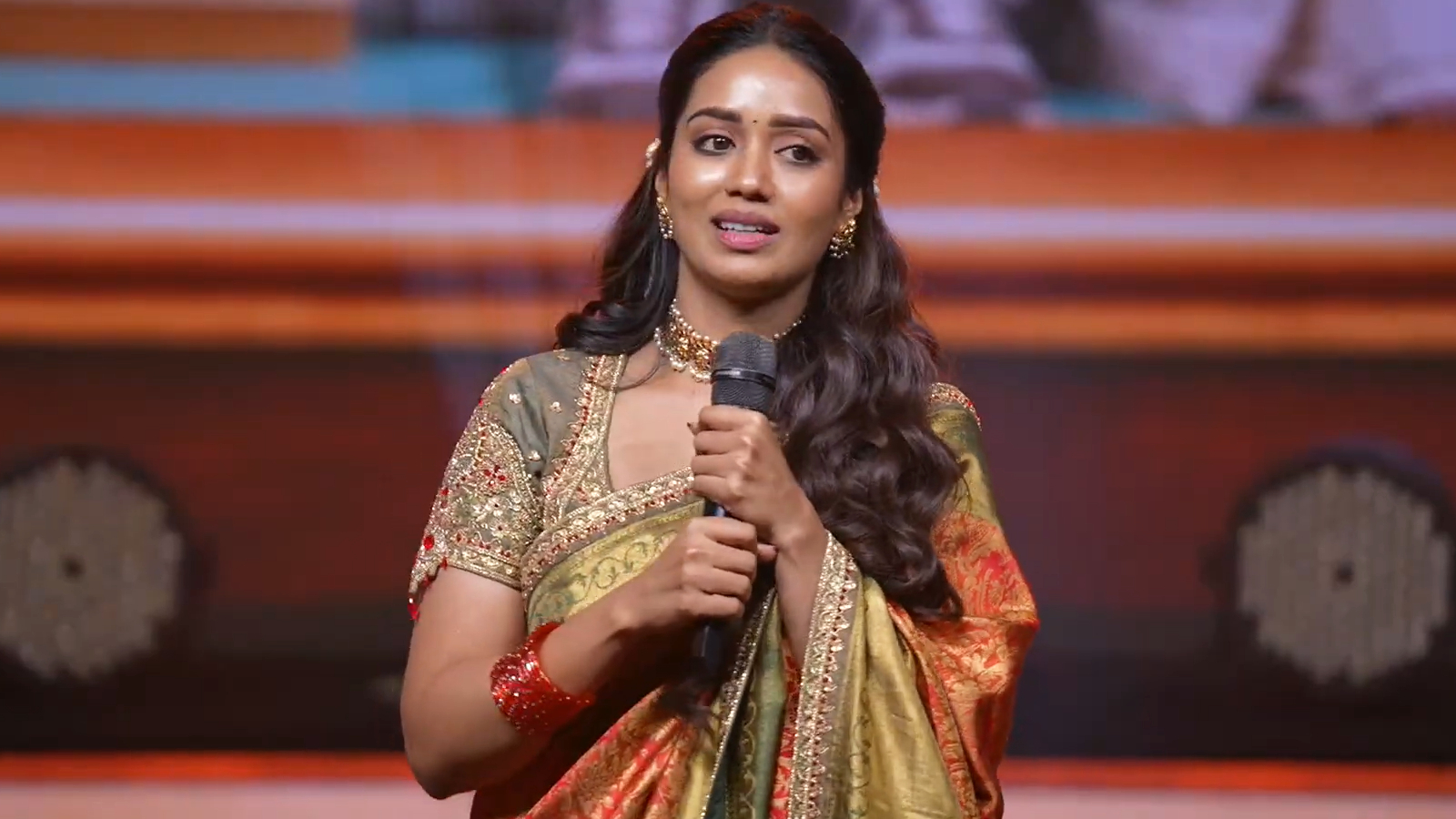Nivetha Pethuraj at Aadarsha Kutumbham event