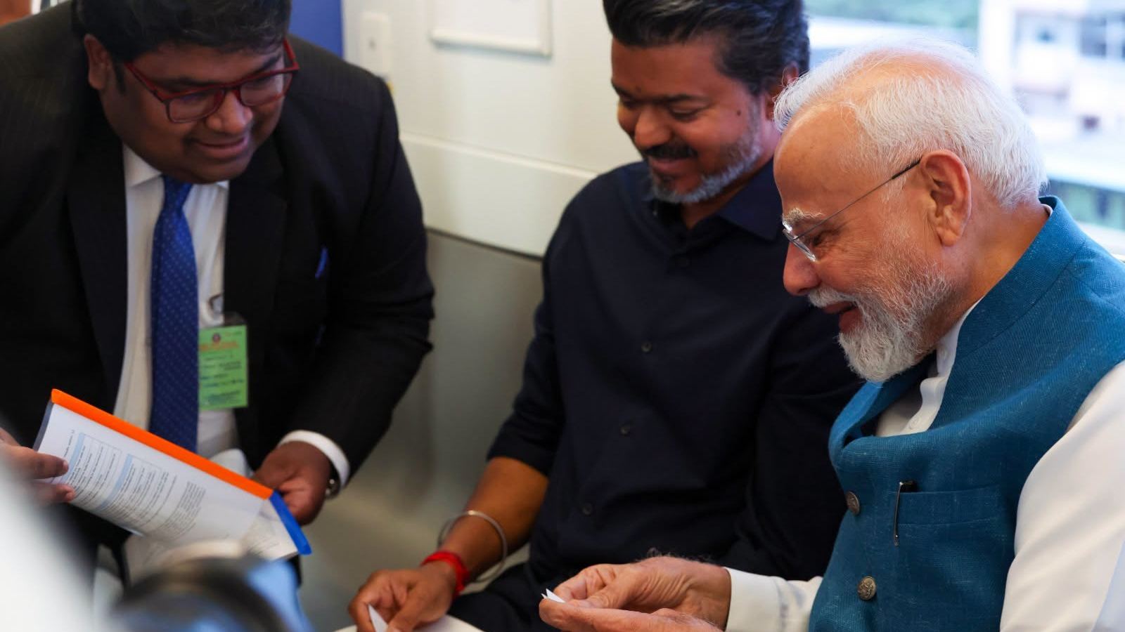 PM Modi and CM Vijay on Chennai Metro train