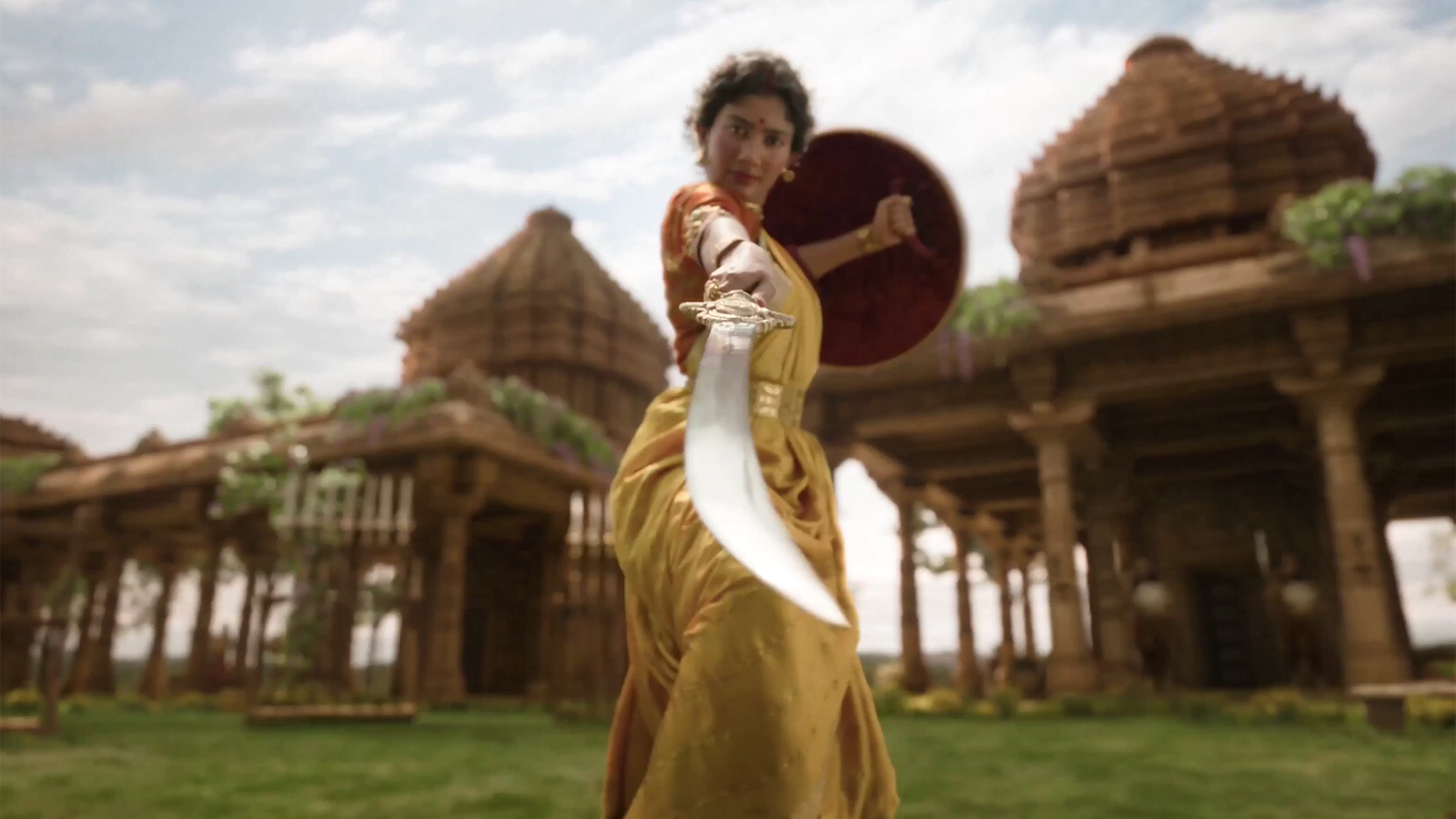 Sai Pallavi warrior look in Ramayana debate