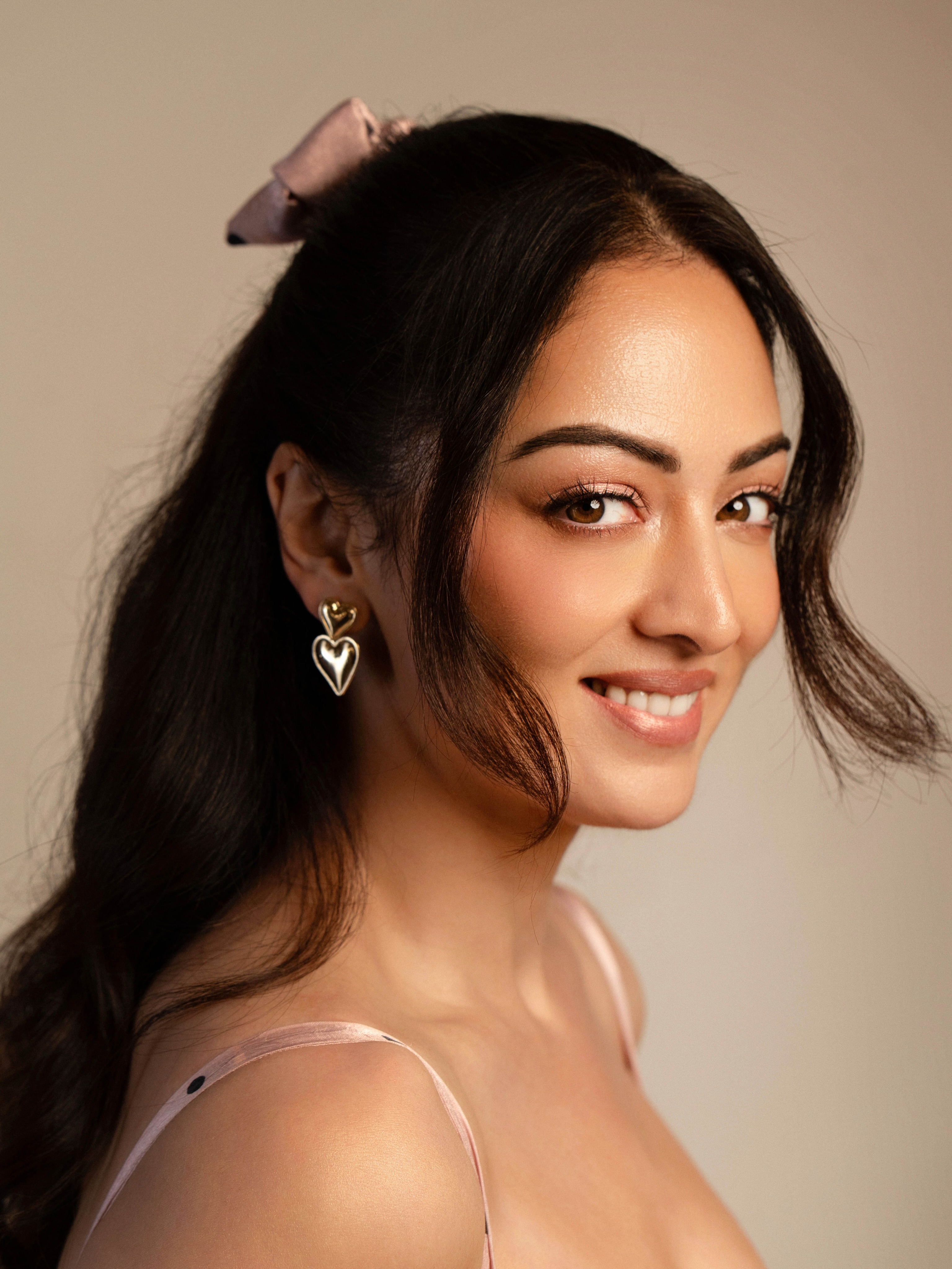 Sandeepa Dhar Smiles In A Pink Polka Dress Look!